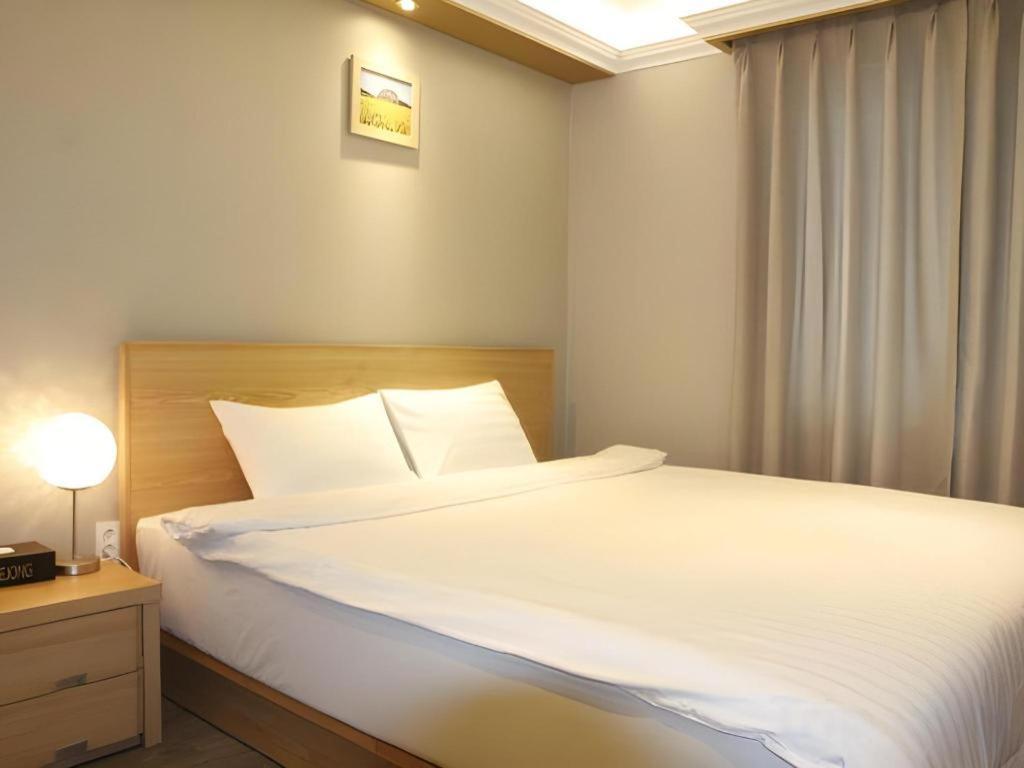 Jeju Sejong Hotel Exterior photo