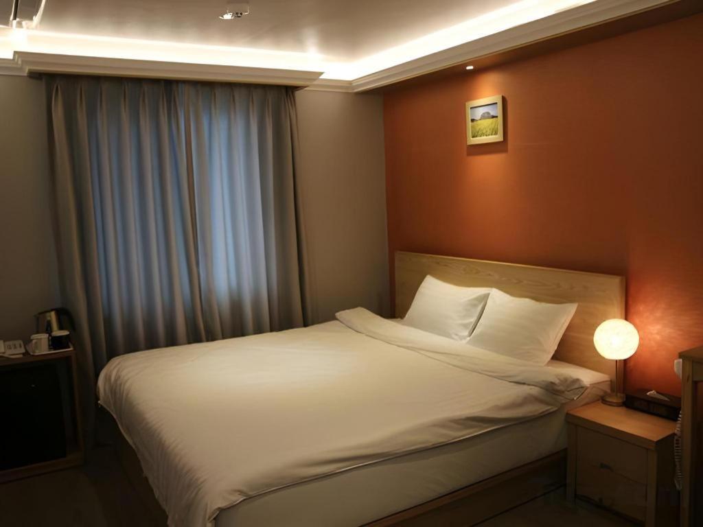Jeju Sejong Hotel Exterior photo